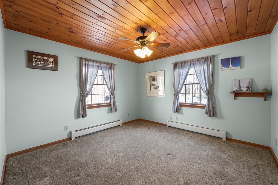 132 Outlook Ave Photo 33