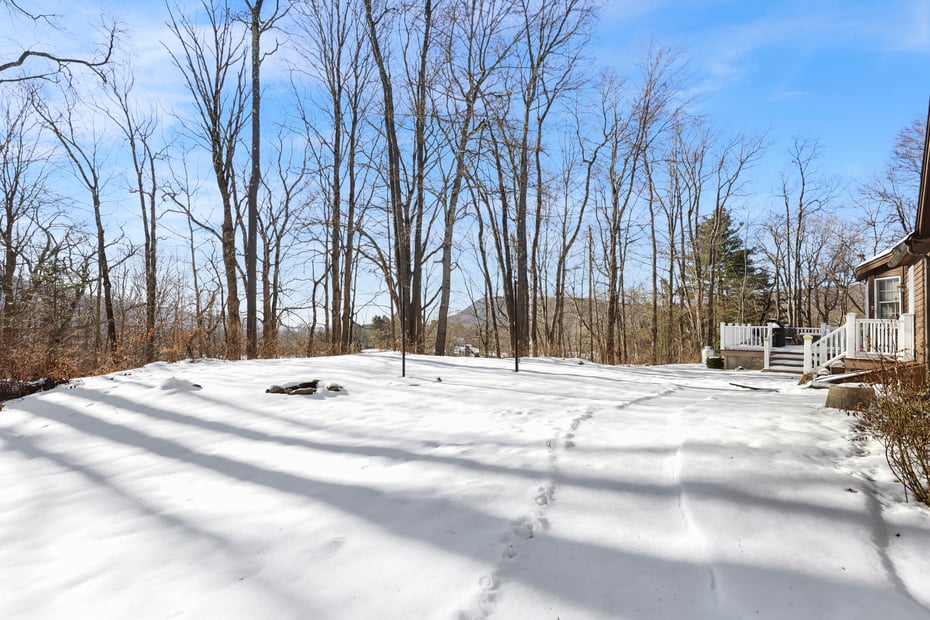 132 Outlook Ave Photo 40