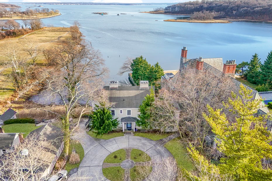 50 Shore Road Photo 4