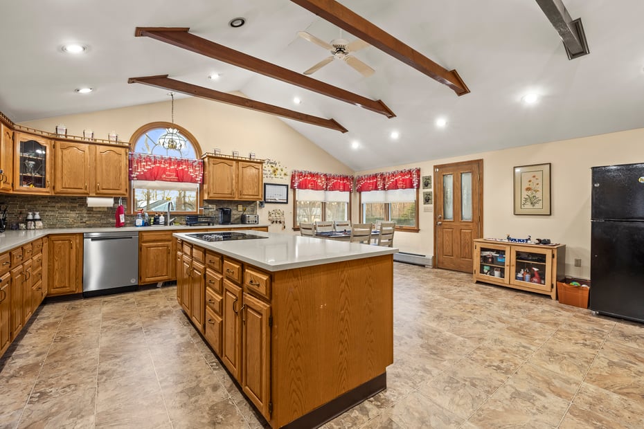 396 Walnut Tree Hill Road Photo 5