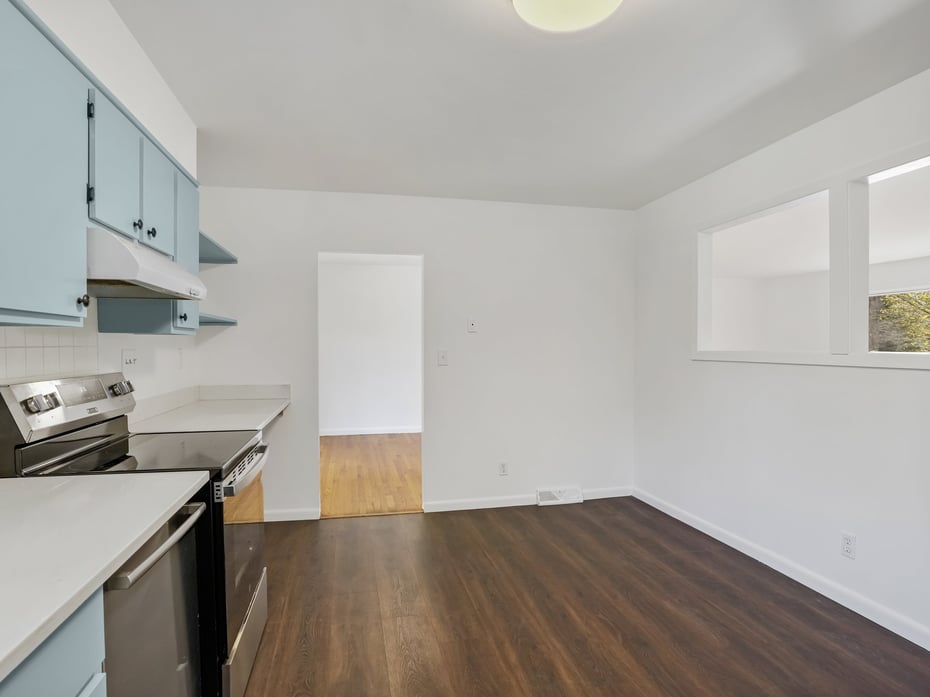 488 Sport Hill Road Photo 9