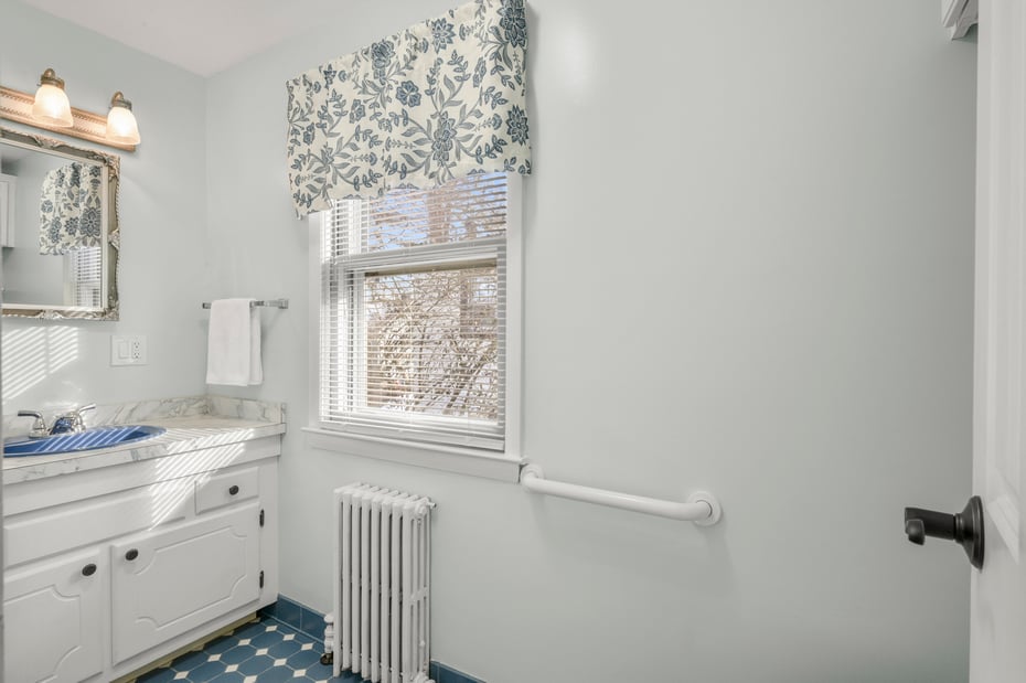 323 Wagner Avenue Photo 12