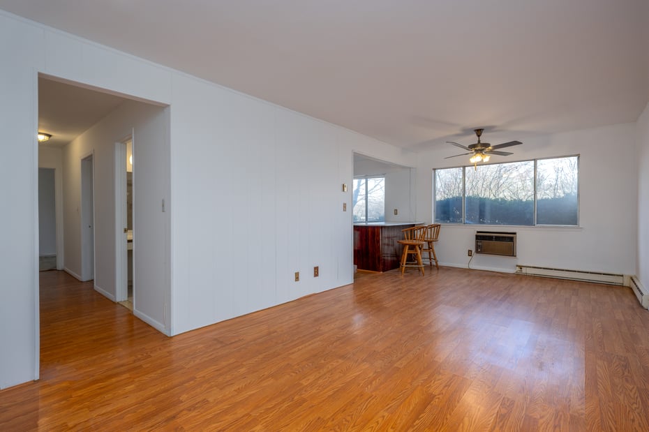 306 Old Country Road #306 Photo 9