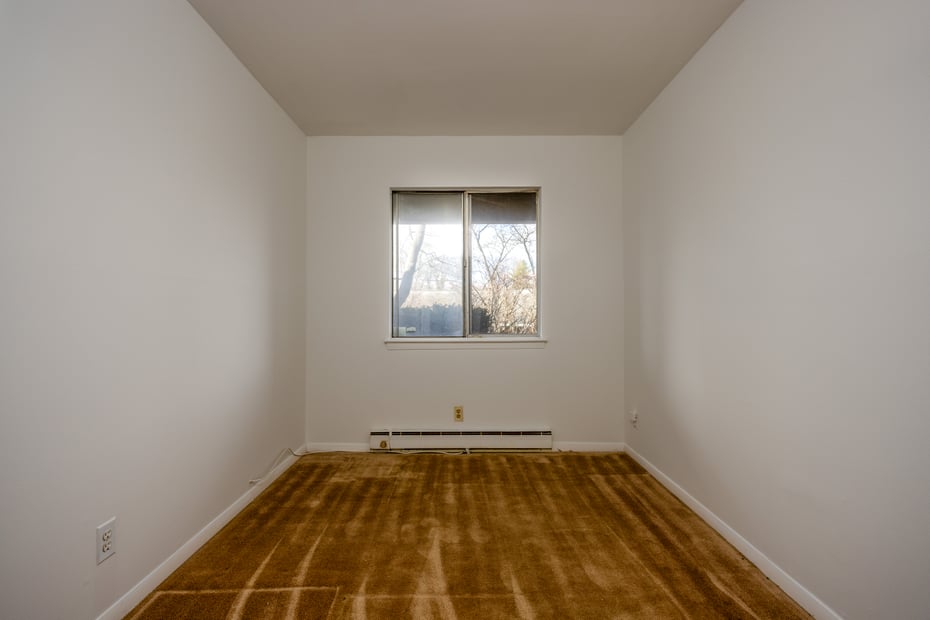 306 Old Country Road #306 Photo 16