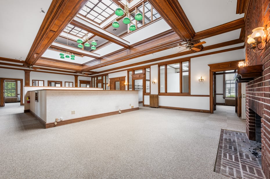 31 North Main Street Photo 12