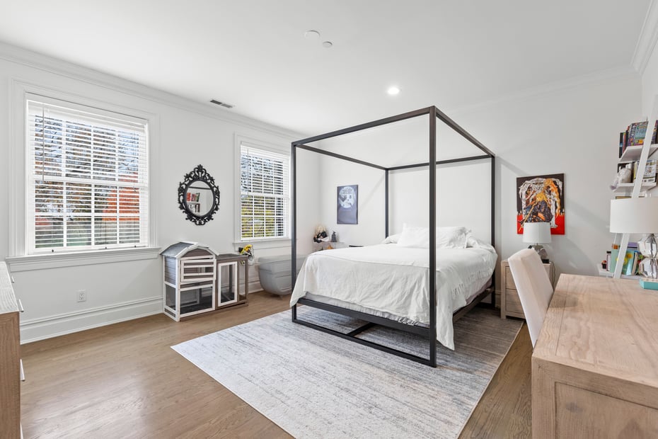 32 Seville Avenue Photo 25