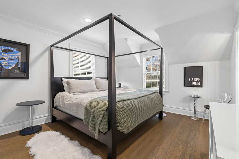 32 Seville Avenue Photo 27