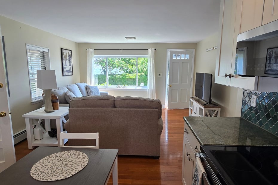 24 West Shore Drive Photo 7