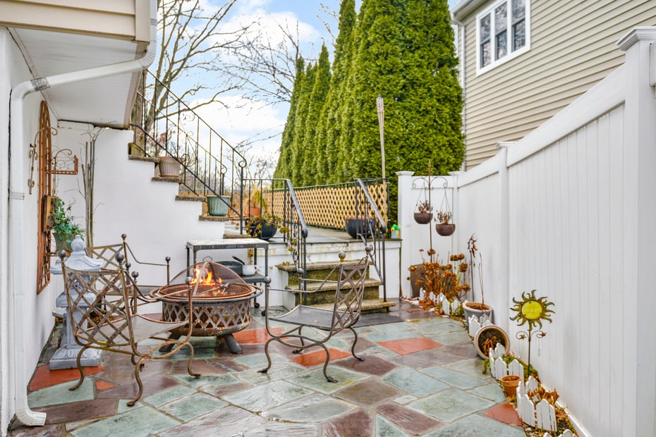 60 E Fort Hill Road Photo 35