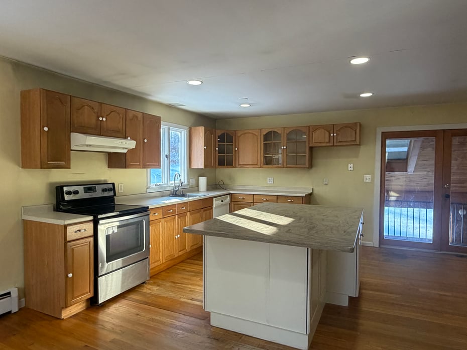 72 Johnson Road Photo 4