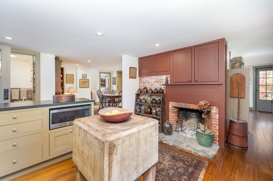 38 Old Turnpike Road Photo 9