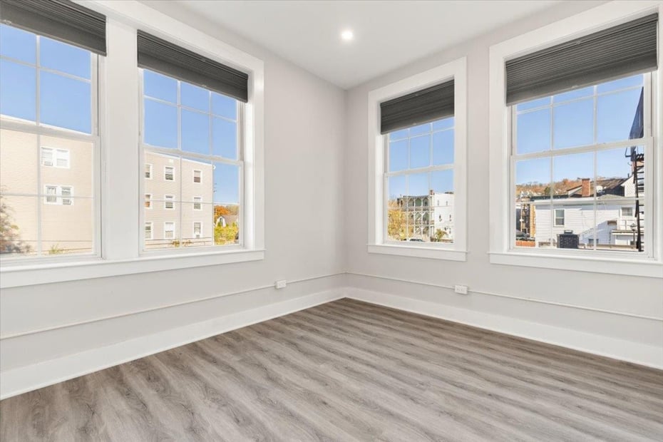 49 Beekman Avenue  #2 Photo 7