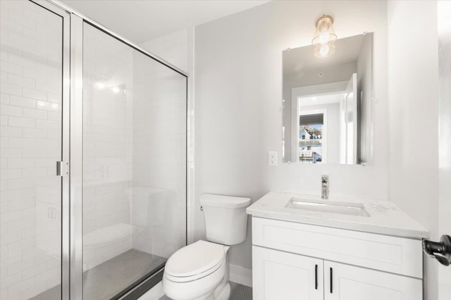 49 Beekman Avenue  #2 Photo 8