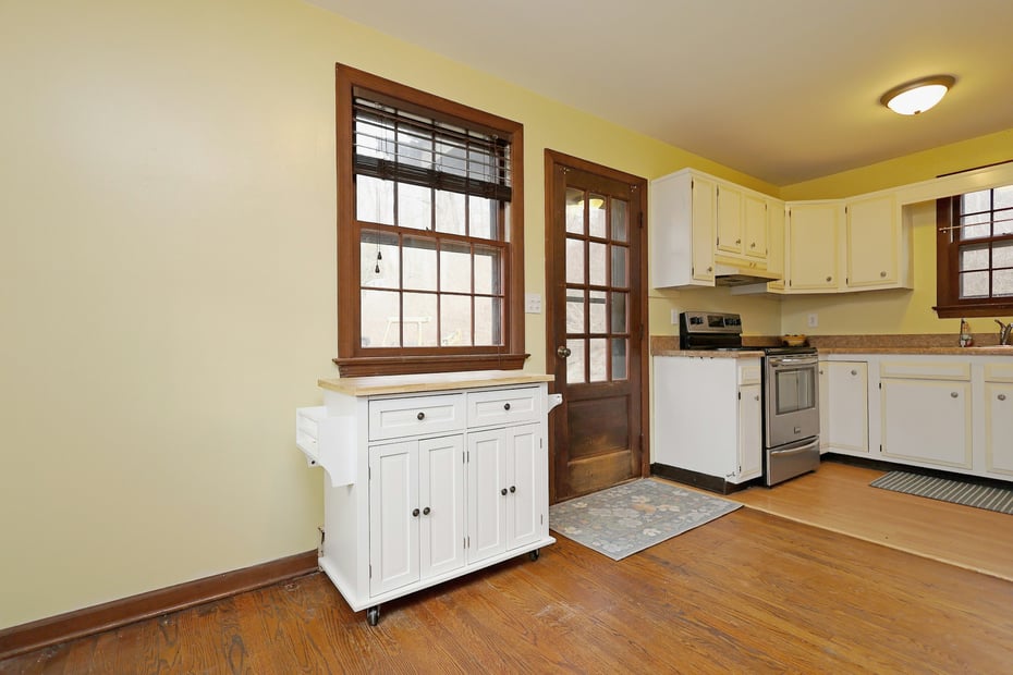 380 Newtown Turnpike Photo 7