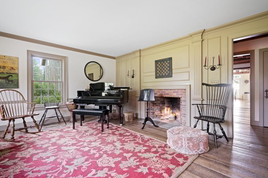 35 Northrop Street Photo 9