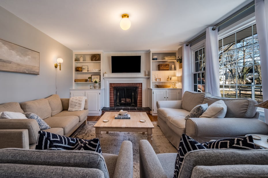 99 Maple Avenue Photo 5