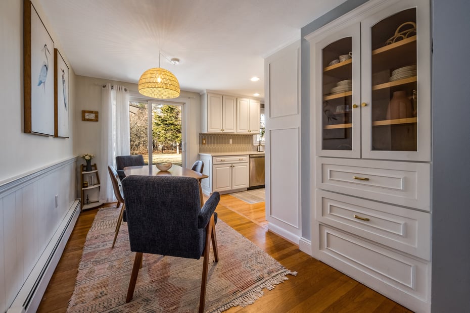 99 Maple Avenue Photo 7