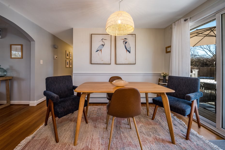 99 Maple Avenue Photo 8