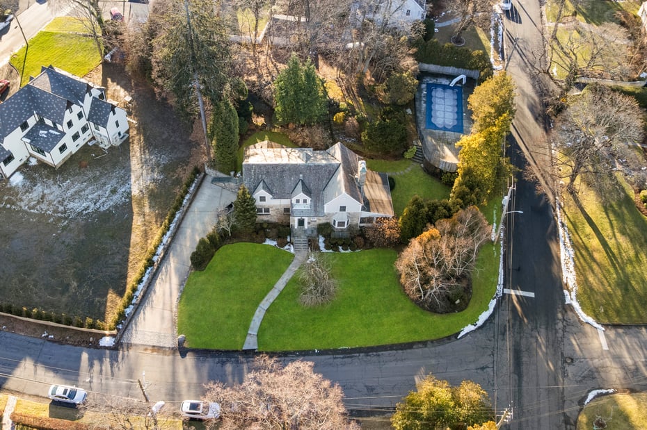 92 Verdun Avenue Photo 36