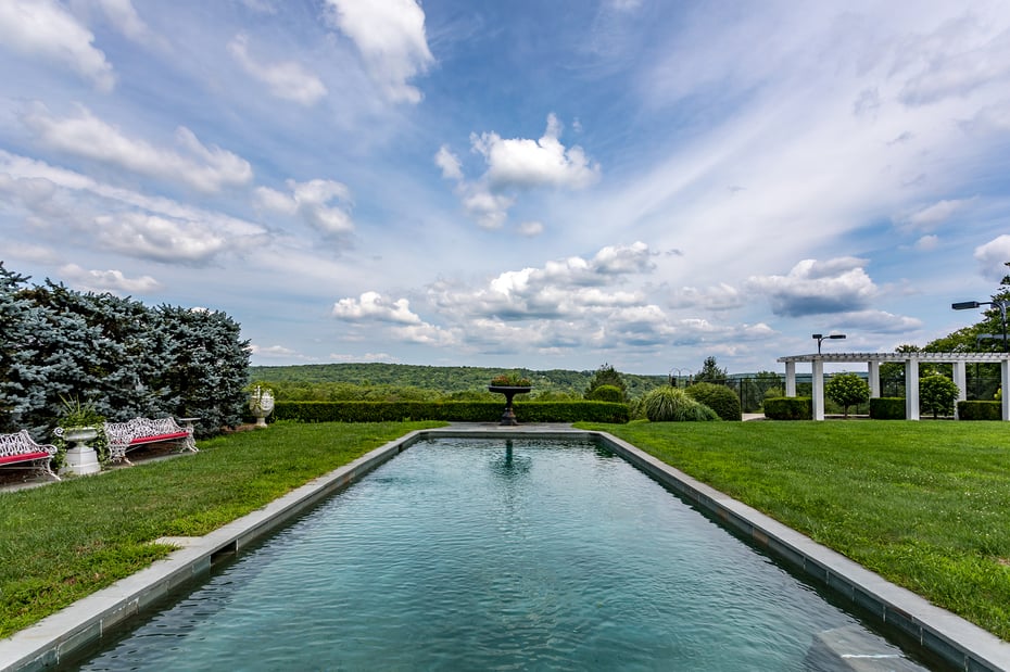 28 Leavenworth Road Photo 1