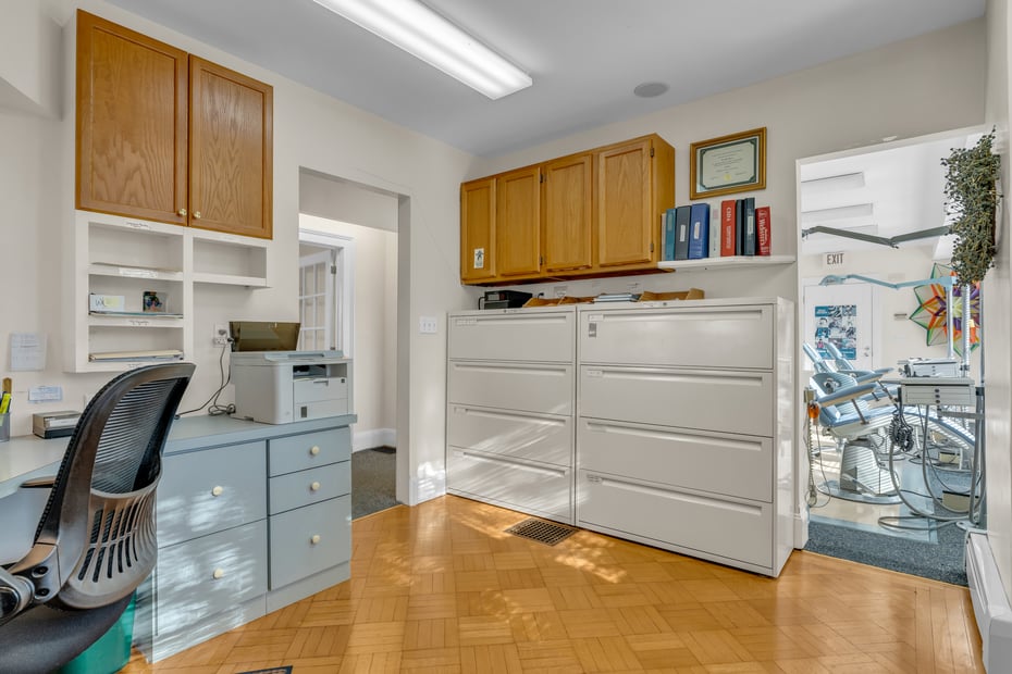 53 Montowese Street Photo 12