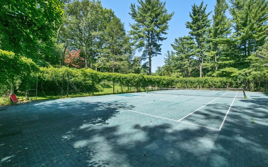 35 Saxon Woods Road Photo 8