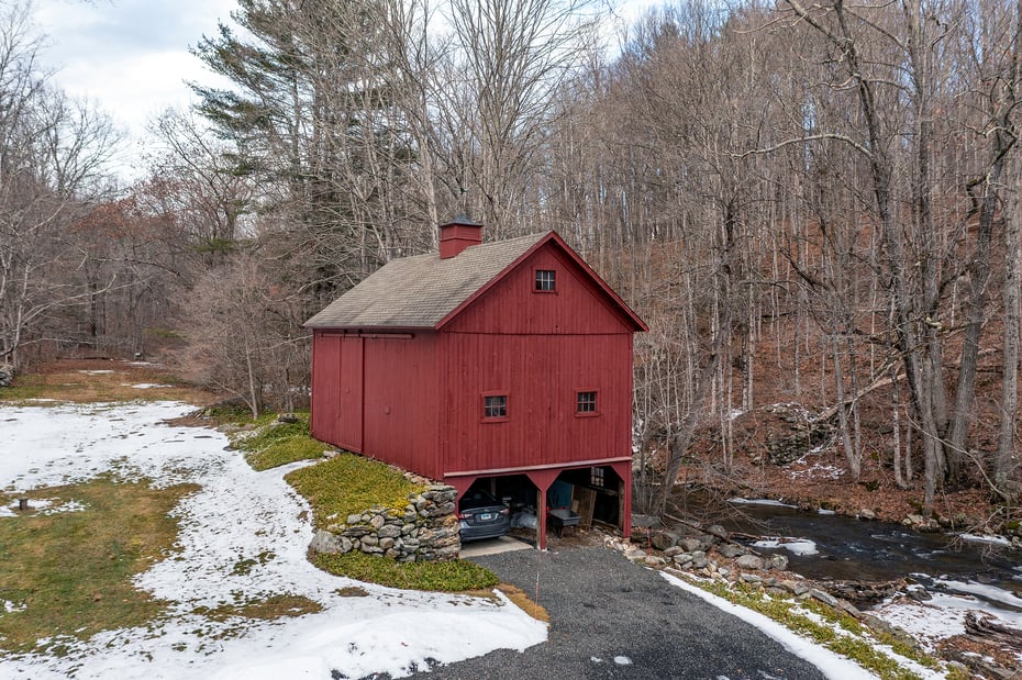 28 Squire Hill Road Photo 18