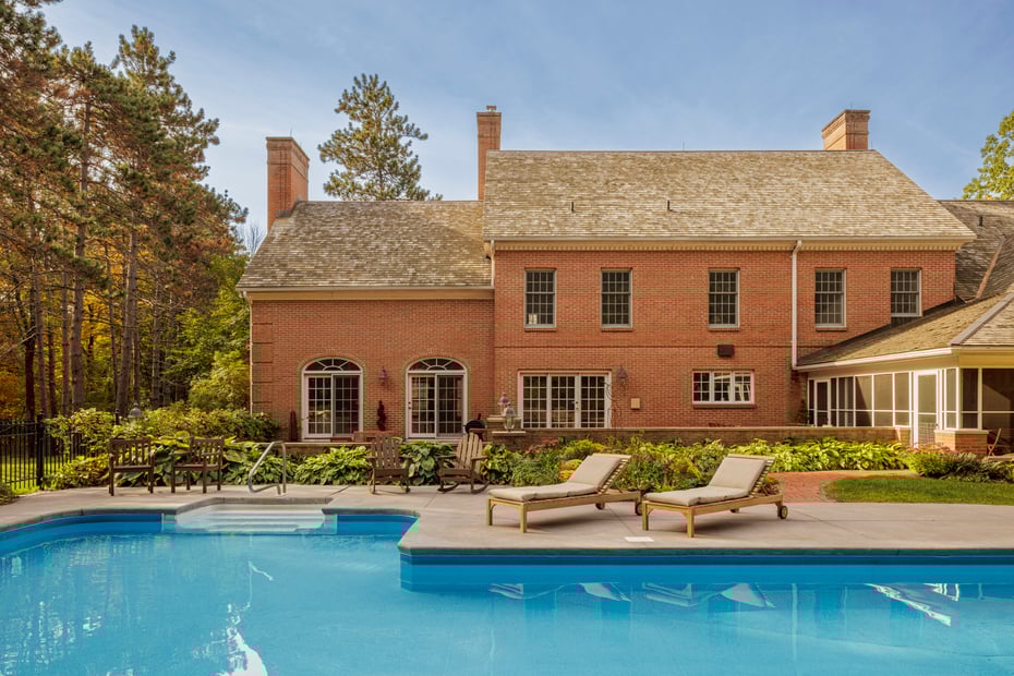 147 Rock City Road Photo 4