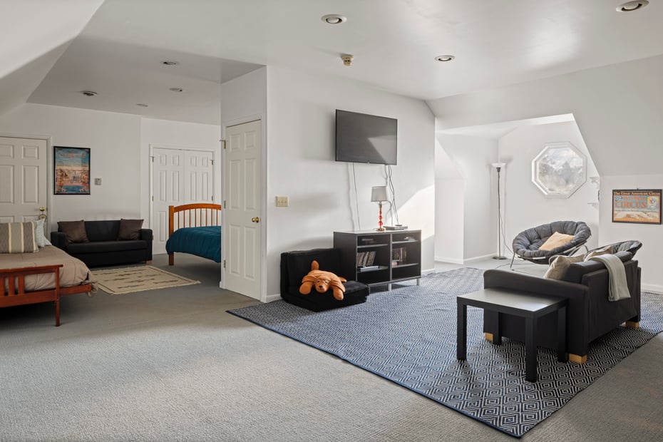 147 Rock City Road Photo 25