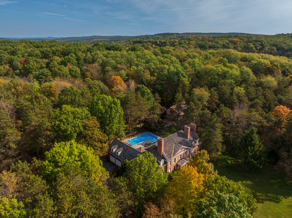 147 Rock City Road Photo 32