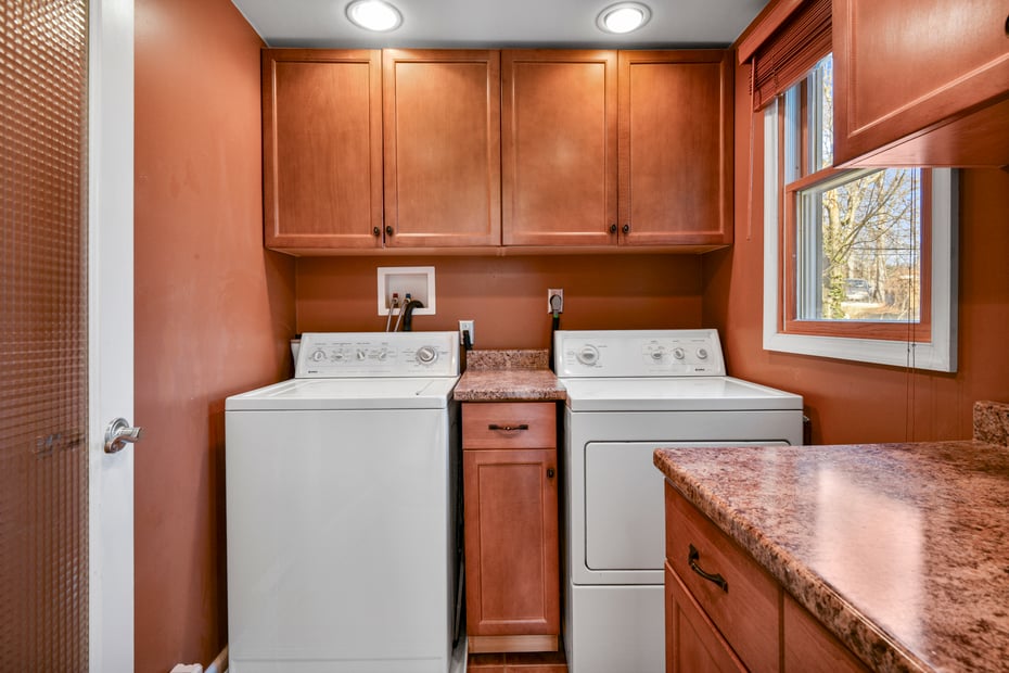 103 Old White Plains Road Photo 32