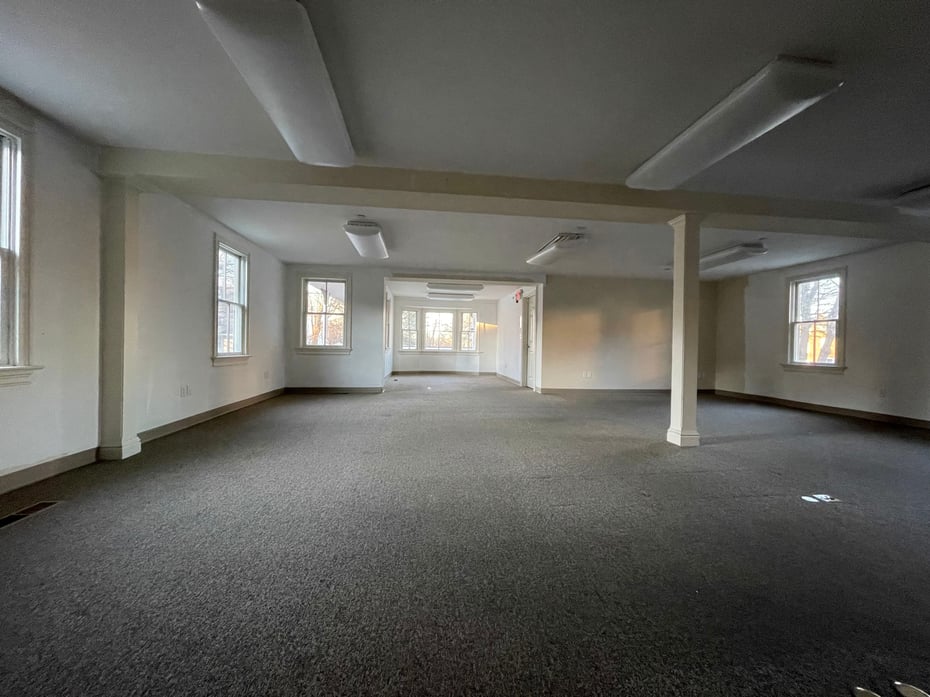 27 Catoonah Street  #1st & 2nd Floor Photo 8