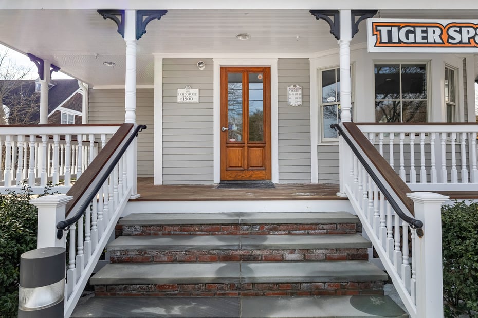 27 Catoonah Street  #1st & 2nd Floor Photo 3