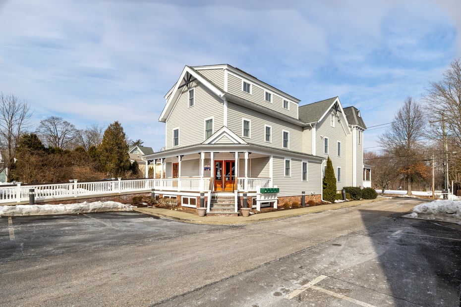 27 Catoonah Street  #1st & 2nd Floor Photo 2