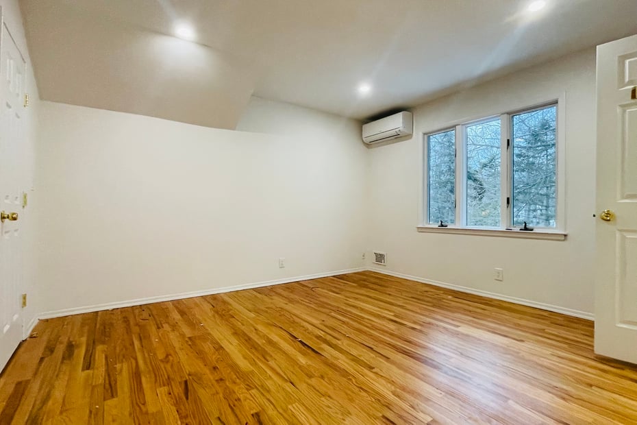 164 Rock Creek Lane Photo 9