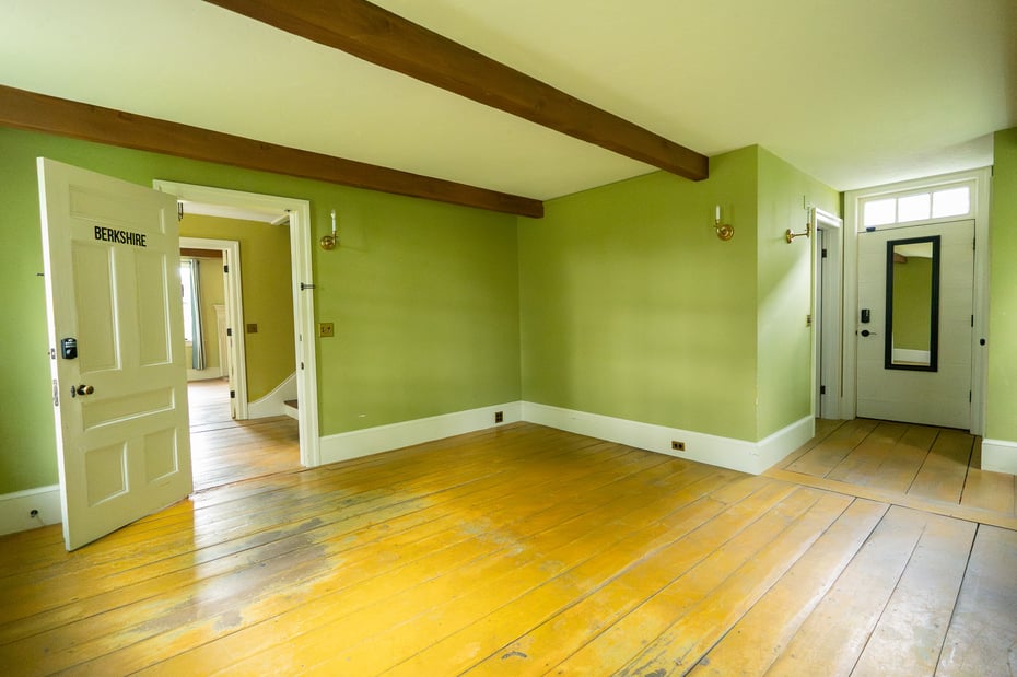 560 Stockbridge Rd Photo 18