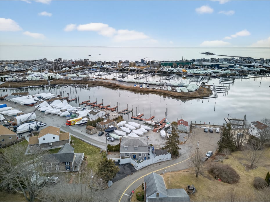 40 Hammock Road South Photo 3