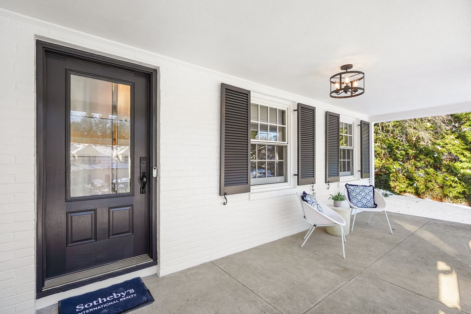 2 Village Lane Photo 2