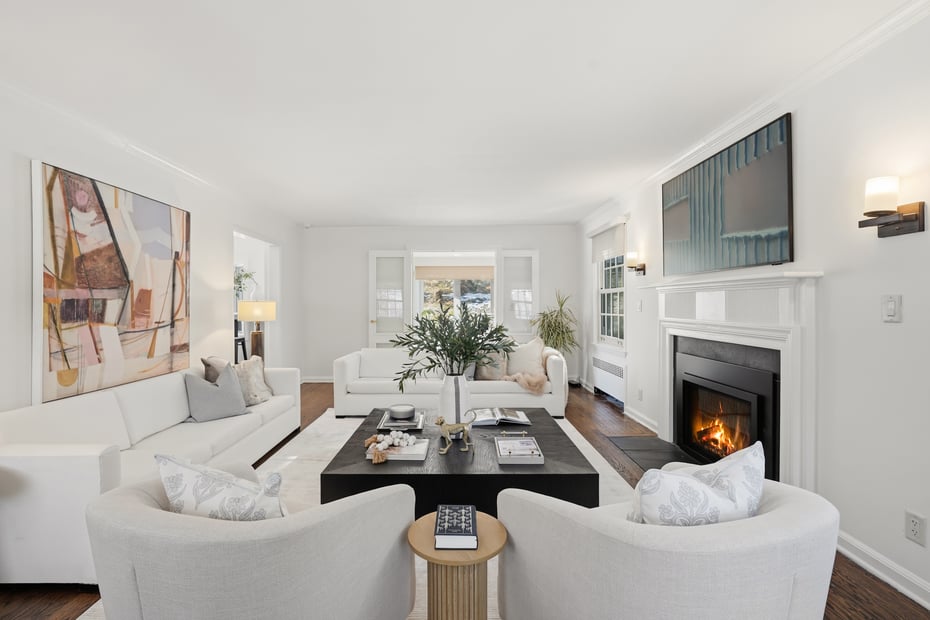 2 Village Lane Photo 3