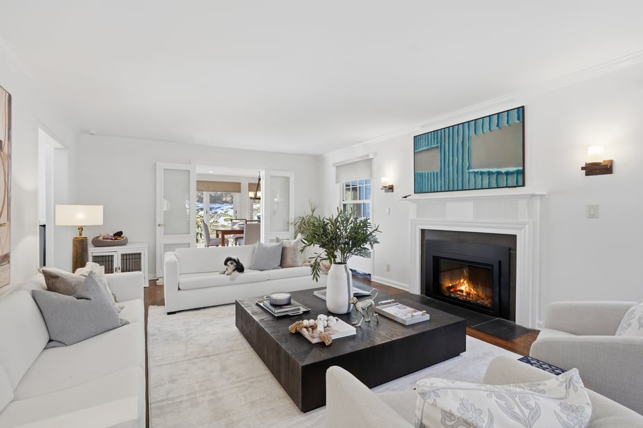 2 Village Lane Photo 8