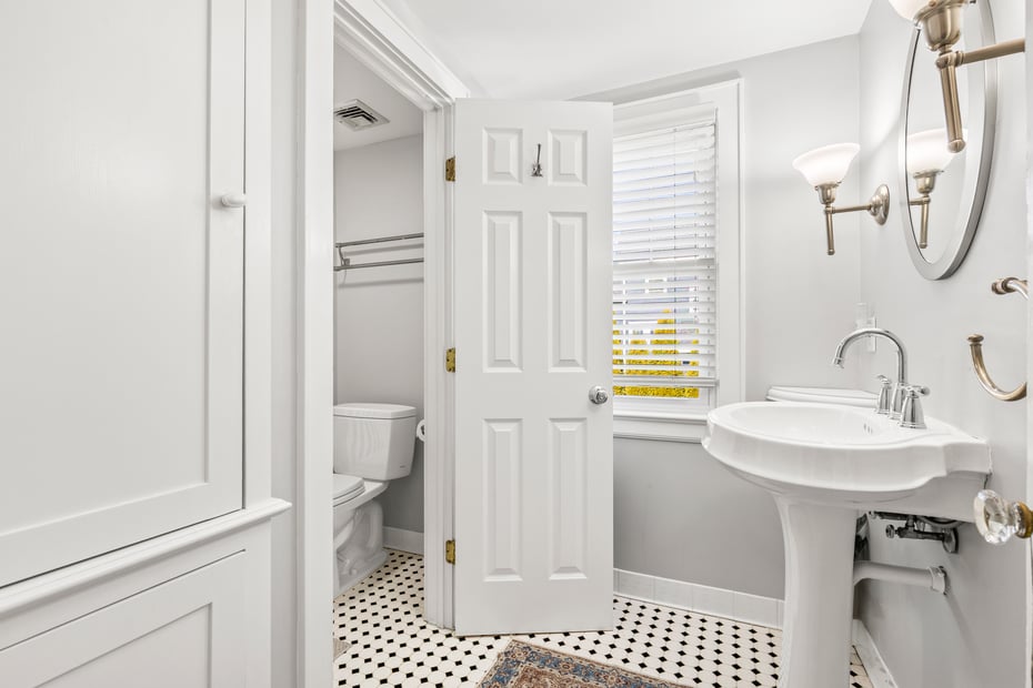 8 Glen Avenue Photo 15