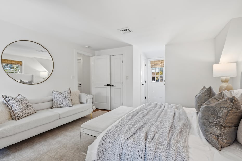 2 Village Lane Photo 20