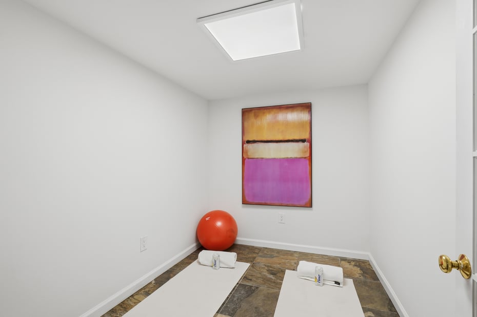 2 Village Lane Photo 30