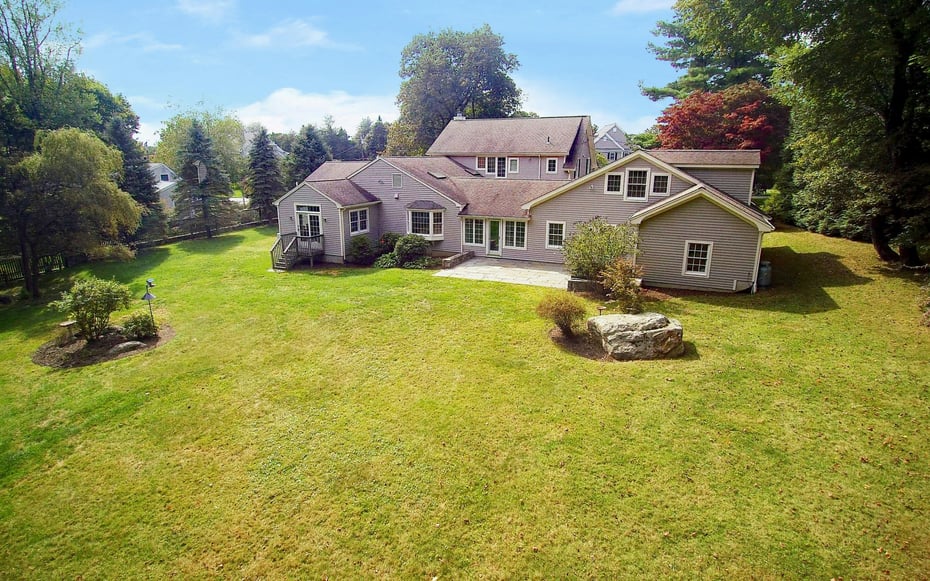 9 Dowling Drive Photo 2