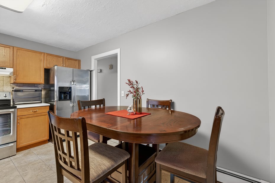 12 Stonybrook Road Photo 15