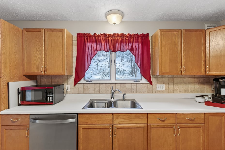 12 Stonybrook Road Photo 17