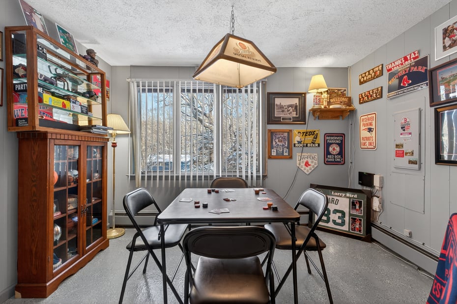 12 Stonybrook Road Photo 36