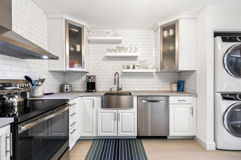 23 Waters Edge Photo 9