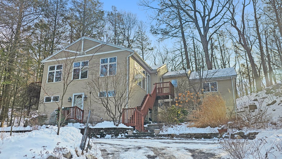 29 Carol Street Photo 32