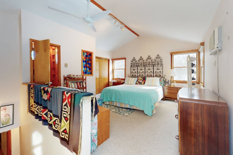 29 Carol Street Photo 21